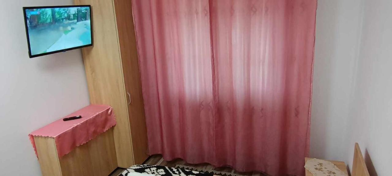 Вилла Casuta Din Livada Мойсей Экстерьер фото